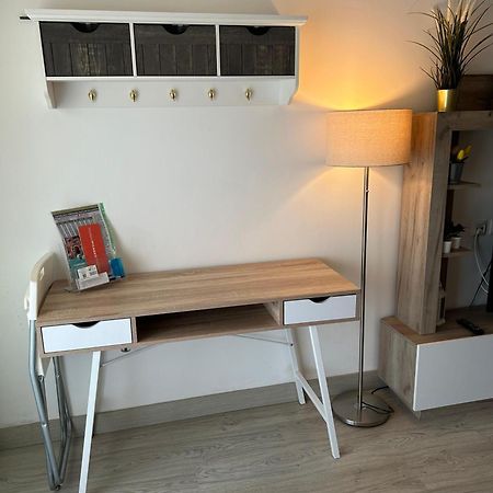 Apartamento Totalmente Reformado Con Piscina Y Jardines Al Lado De La Playa De La Carihuela Torremolinos Exteriér fotografie