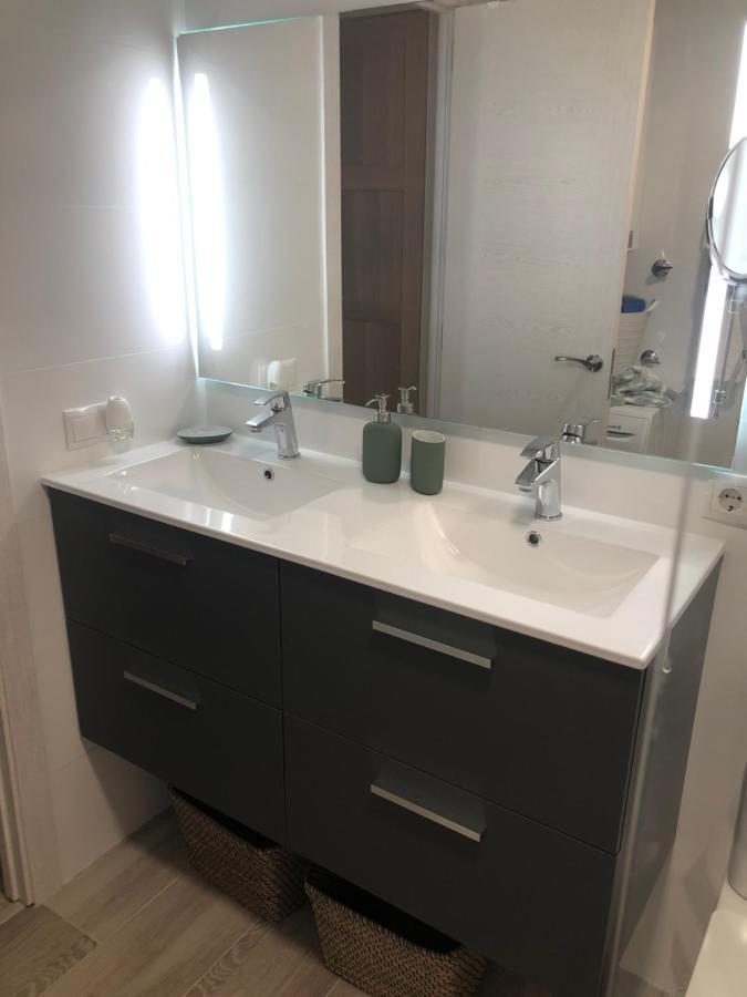 Apartamento Totalmente Reformado Con Piscina Y Jardines Al Lado De La Playa De La Carihuela Torremolinos Exteriér fotografie