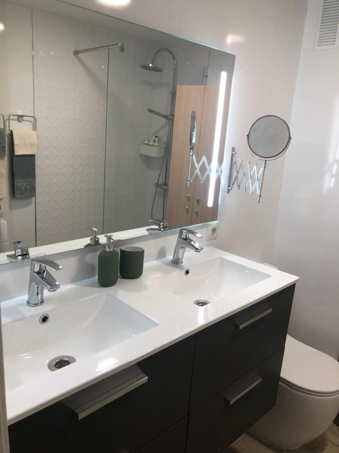 Apartamento Totalmente Reformado Con Piscina Y Jardines Al Lado De La Playa De La Carihuela Torremolinos Exteriér fotografie