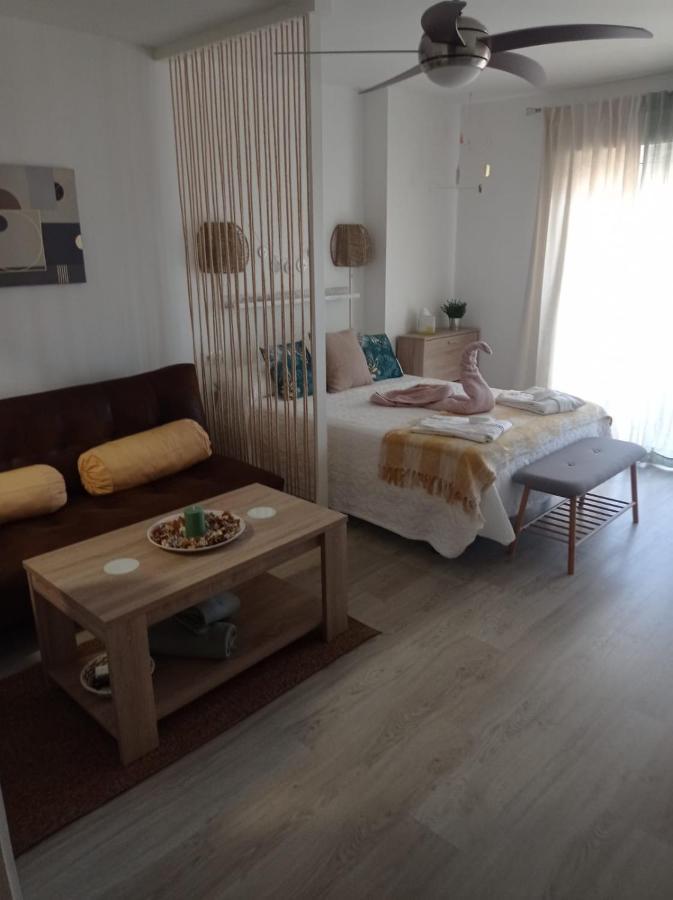 Apartamento Totalmente Reformado Con Piscina Y Jardines Al Lado De La Playa De La Carihuela Torremolinos Exteriér fotografie