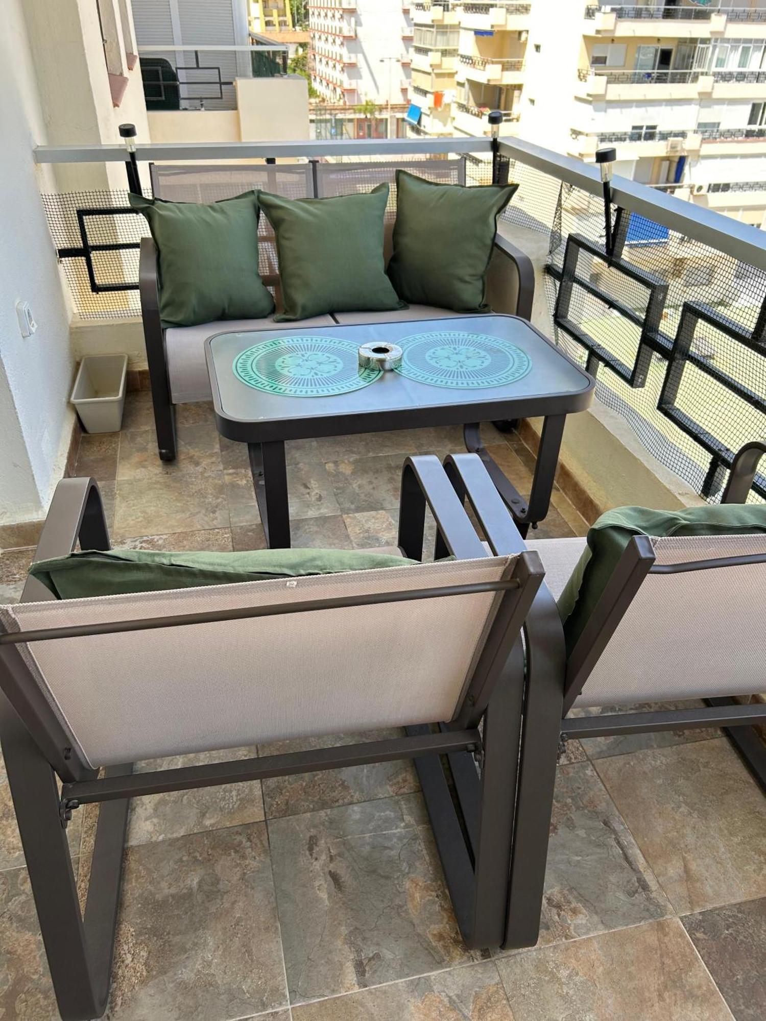 Apartamento Totalmente Reformado Con Piscina Y Jardines Al Lado De La Playa De La Carihuela Torremolinos Exteriér fotografie