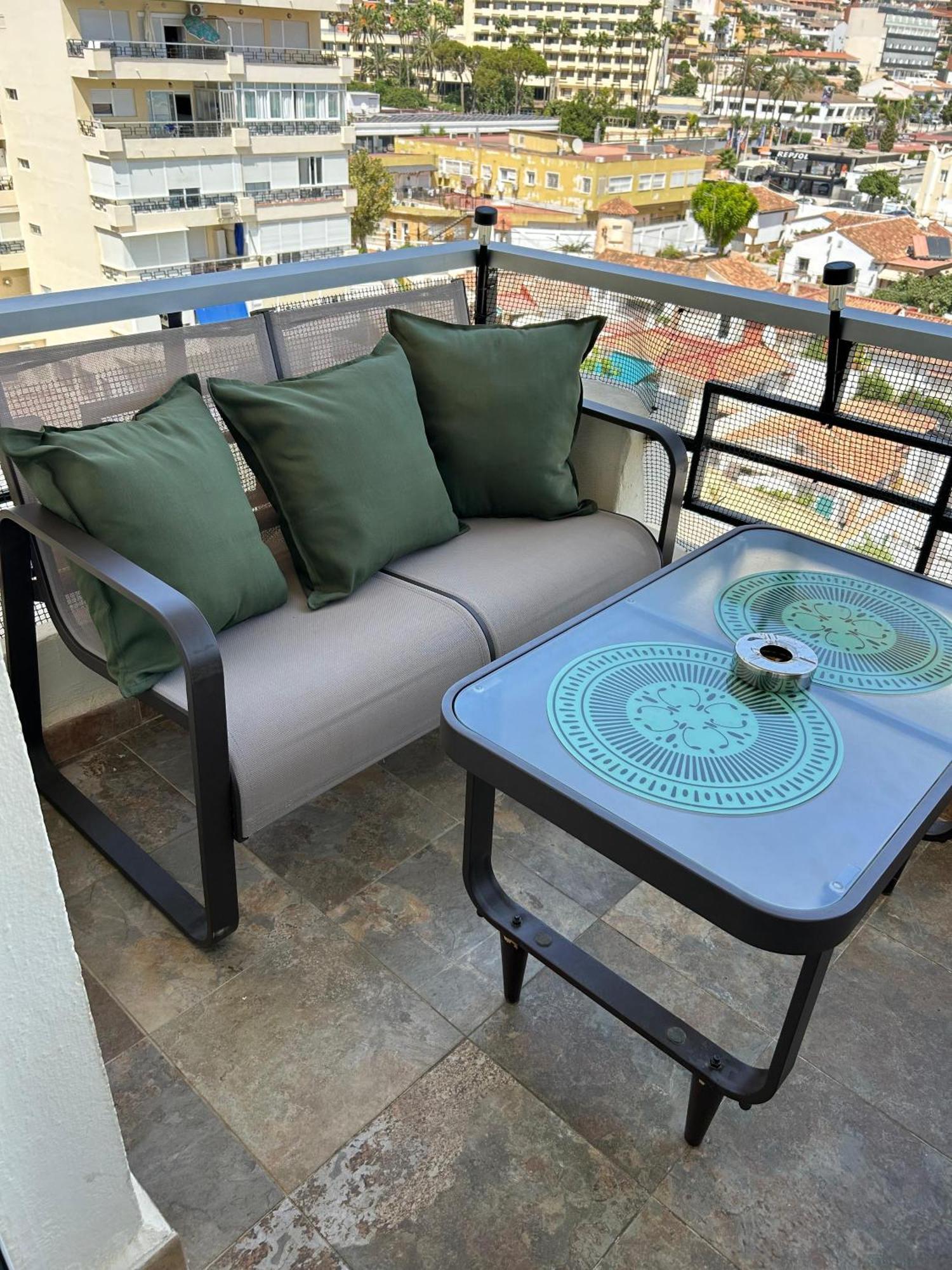 Apartamento Totalmente Reformado Con Piscina Y Jardines Al Lado De La Playa De La Carihuela Torremolinos Exteriér fotografie